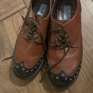 Oxford shoes two tones